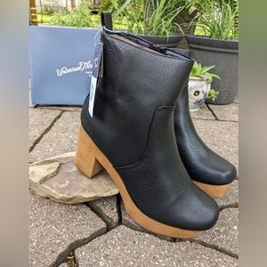 Universal thread, Aggy ankle boot